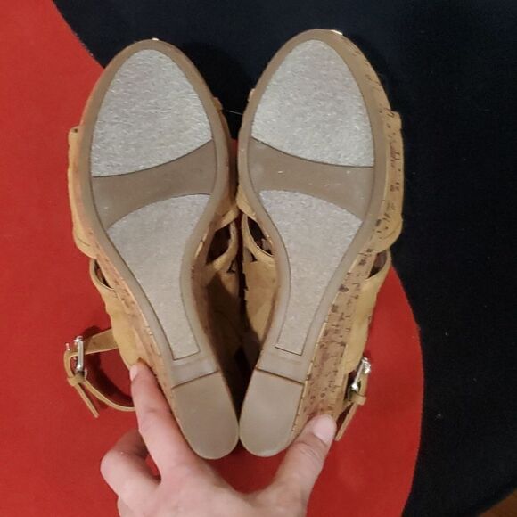Franco Sarto Shea Tan Wedge Sandals Size 9.5 - Picture 11 of 14